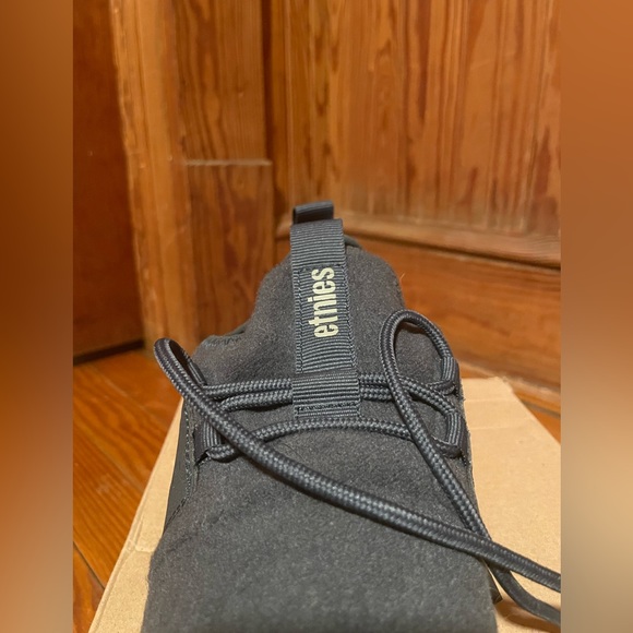 BRAND NEW VANGUARD! Comfort! Durability! Wears EXCELLENT W/ EVERYTHING! SO COMFY - Picture 2 of 7